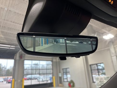 Used 2024 Chevrolet Tahoe High Country image 42