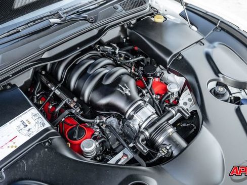 Used 2017 Maserati GranTurismo MC image 82