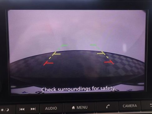 Used 2023 Nissan Rogue SV image 17