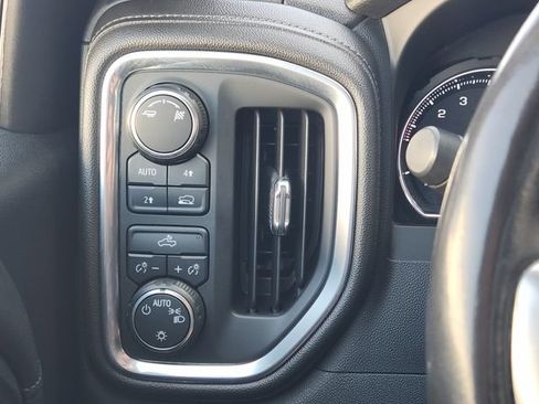 Used 2019 Chevrolet Silverado 1500 LT w/ Texas Edition AWD/4WD image 23