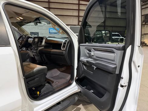 Used 2019 RAM 1500 Big Horn RWD image 24