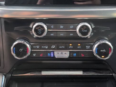 Used 2023 Ford F150 Lariat w/ Equipment Group 502A High AWD/4WD image 26