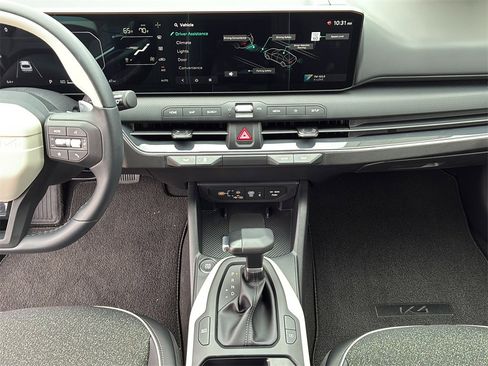 New 2025 Kia K4 GT-Line image 23