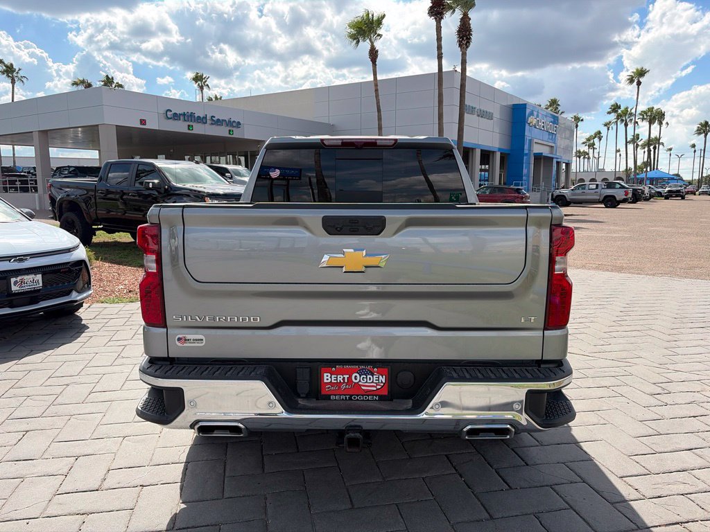 Used 2025 Chevrolet Silverado 1500 LT AWD/4WD image 6