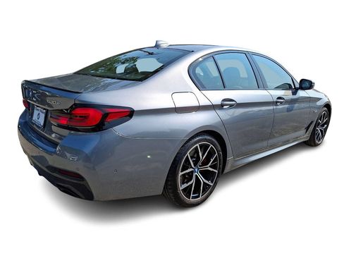 Used 2023 BMW 530e xDrive w/ Premium Package AWD/4WD image 6