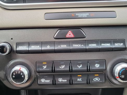 Used 2022 Kia Sportage Nightfall Edition FWD image 33