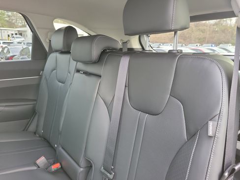 New 2025 Kia Sorento S AWD/4WD image 10