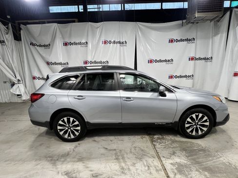 Used 2016 Subaru Outback 3.6R Limited image 6