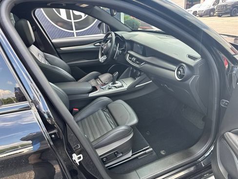 Used 2023 Alfa Romeo Stelvio Veloce AWD/4WD image 66