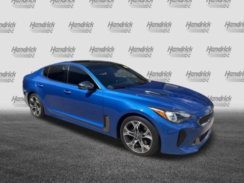 Used 2021 Kia Stinger GT-Line w/ Sun & Sound Package AWD/4WD image 2