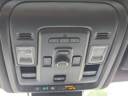 Used 2024 Chevrolet Tahoe LT w/ LT Signature Package RWD image 54