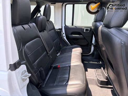 Certified 2022 Jeep Wrangler Unlimited Sahara AWD/4WD image 27