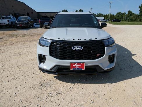 New 2027 Ford Explorer ST AWD/4WD image 8