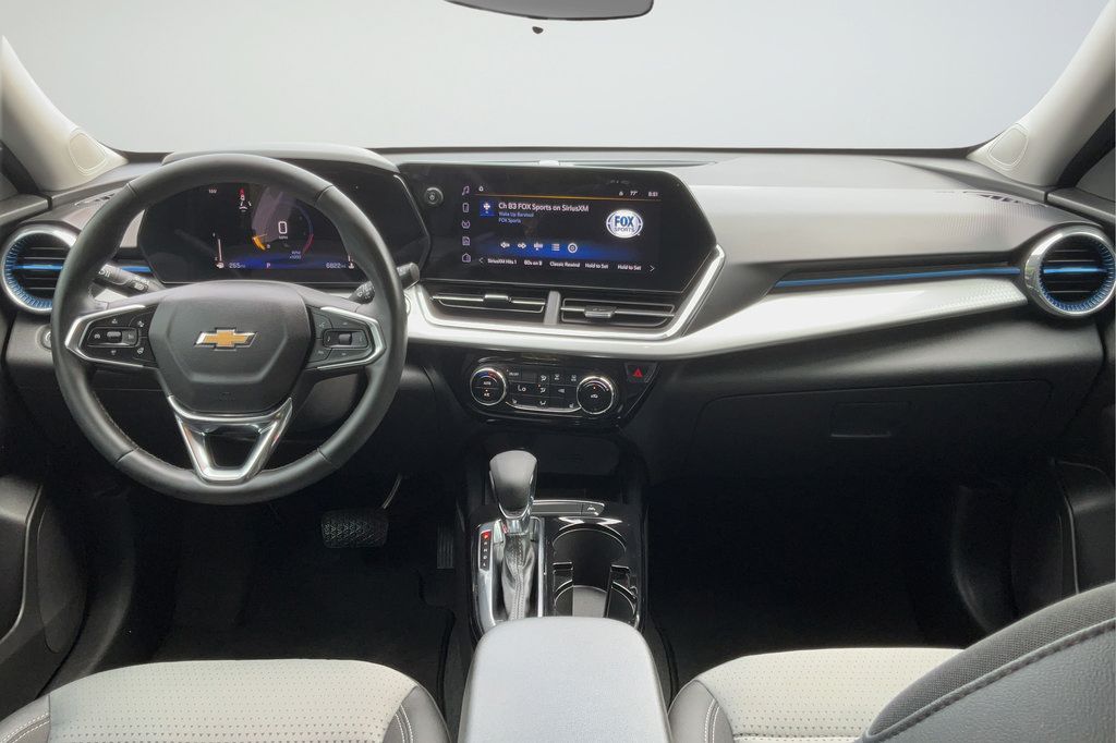 Certified 2026 Chevrolet Trax LT w/ Driver Confidence Package FWD image 11