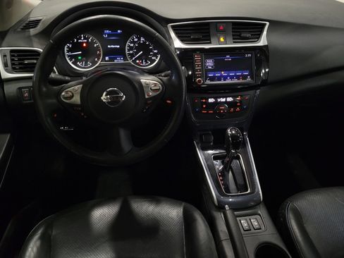 Used 2019 Nissan Sentra SR w/ Premium Package (SR) FWD image 22