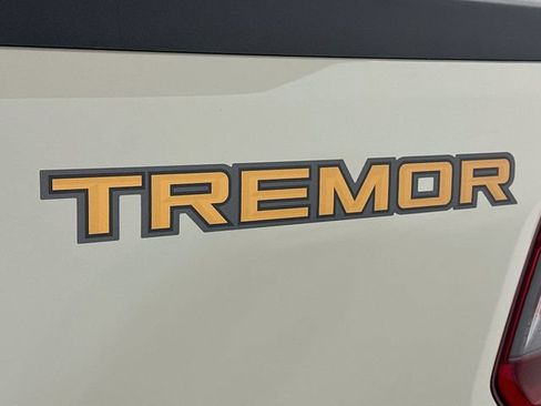 Used 2024 Ford Maverick Tremor w/ Tremor Off-Road Package AWD/4WD image 28