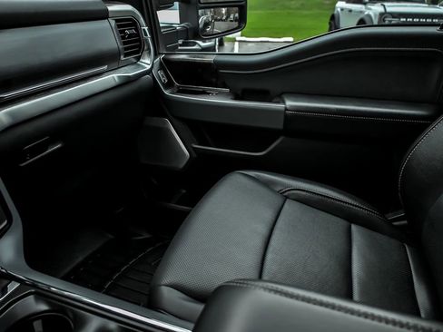 Certified 2023 Ford F150 Lariat w/ Equipment Group 502A High image 27