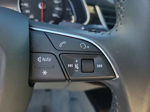 Used 2018 Audi Q7 3.0T Premium Plus image 30