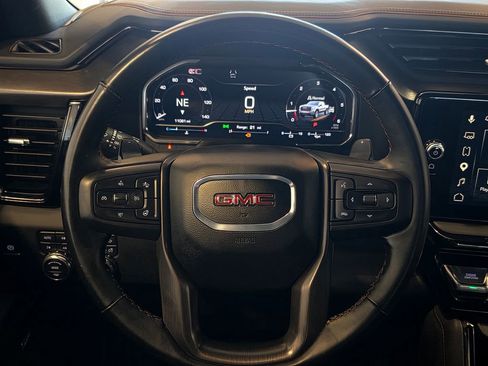 Used 2025 GMC Sierra 1500 AT4 AWD/4WD image 18