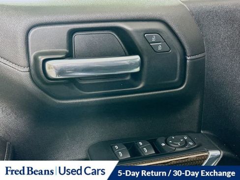 Used 2022 Chevrolet Silverado 1500 LT image 19