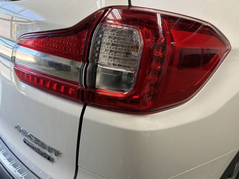 Used 2021 Subaru Ascent Touring w/ Popular Package #2A AWD/4WD image 12