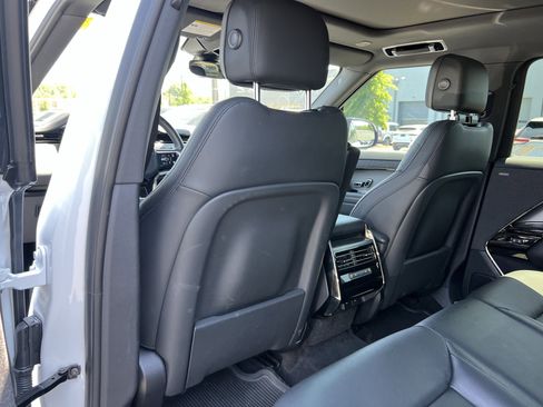 Certified 2025 Land Rover Range Rover Sport S AWD/4WD image 33