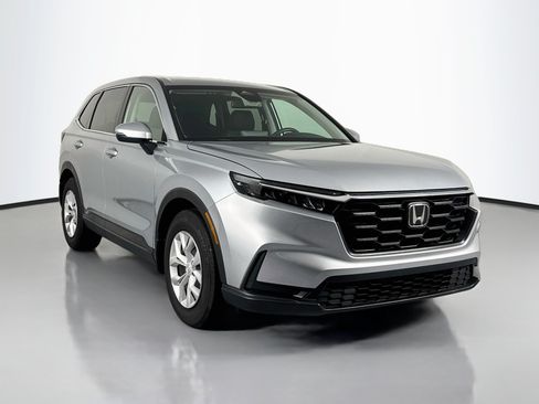 Certified 2025 Honda CR-V LX image 3