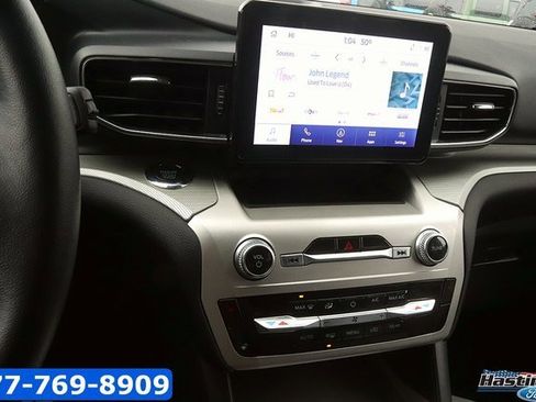Used 2022 Ford Explorer XLT w/ Equipment Group 202A image 20