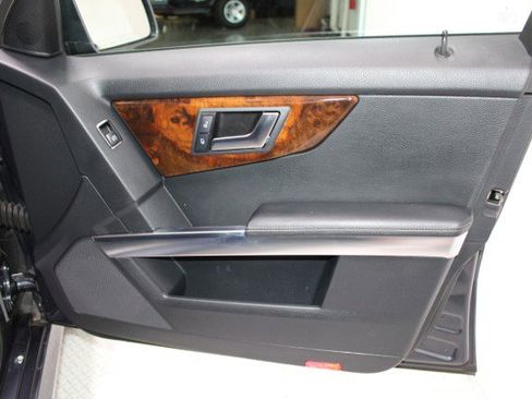 Used 2013 Mercedes-Benz GLK 350 2WD image 48