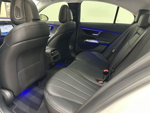 Used 2025 Mercedes-Benz E 350 Sedan w/ Winter Package image 15