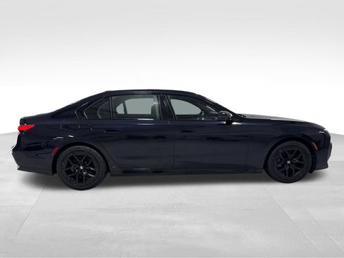 Used 2024 BMW 740i xDrive AWD/4WD image 52