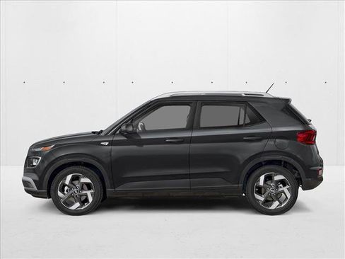 Used 2026 Hyundai Venue SEL FWD image 3