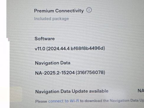 Used 2014 Tesla Model S 85 image 12