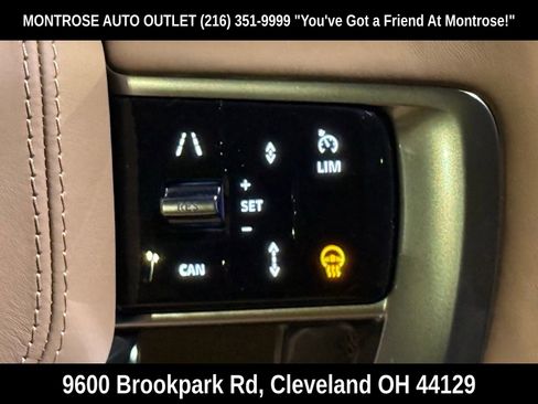 New 2026 Land Rover Range Rover SE image 30