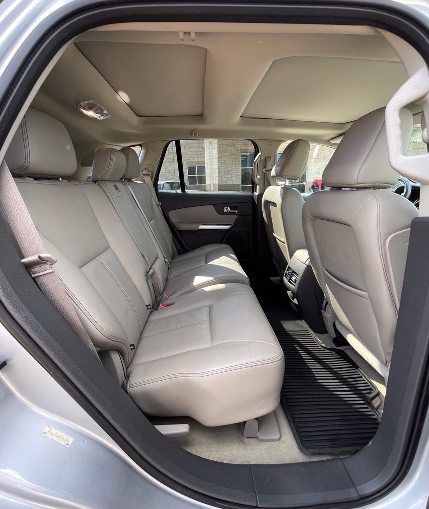 Used 2011 Ford Edge Limited w/ 301A Rapid Spec Order Code FWD image 31