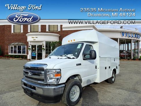 Used 2026 Ford E-350 and Econoline 350 Super Duty w/ Power Equipment Group image 26