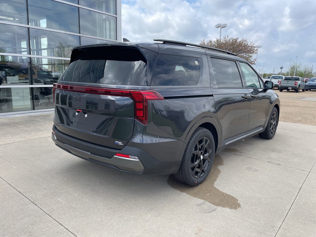 New 2026 Kia Carnival SX w/ SX Dark Edition Package FWD image 5
