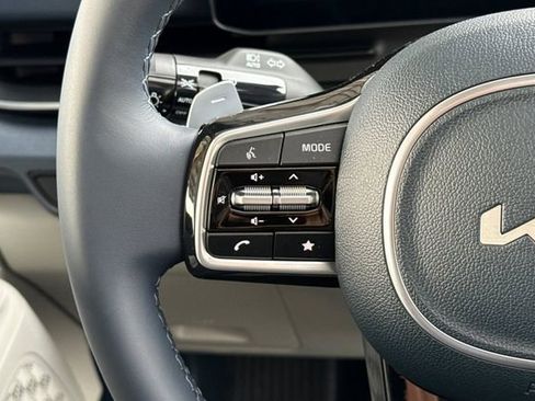 New 2026 Kia Carnival SX image 30