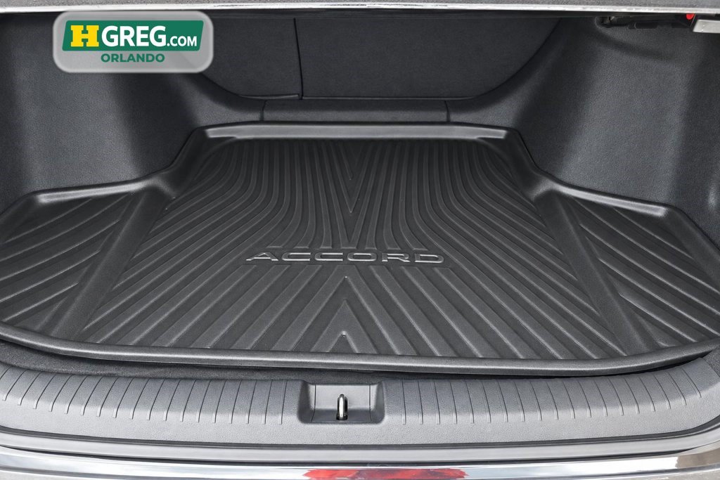 Used 2025 Honda Accord SE image 17