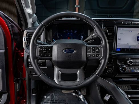 Used 2024 Ford F250 Lariat w/ Chrome Package AWD/4WD image 19