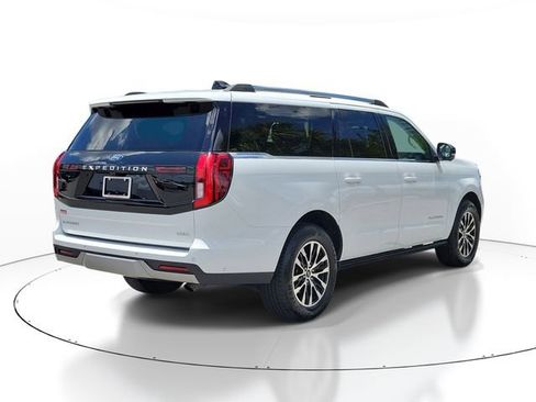 Used 2025 Ford Expedition Max Platinum AWD/4WD image 4