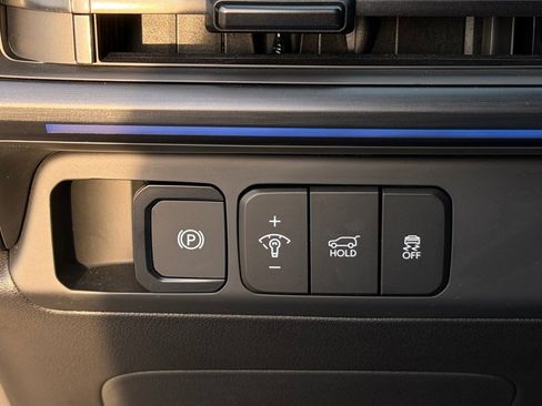 Used 2024 Hyundai Santa Fe Calligraphy image 18