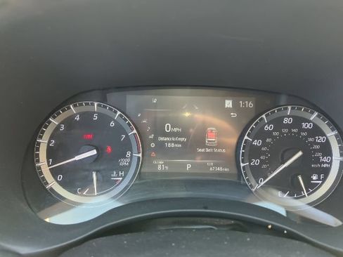 Used 2021 Toyota Highlander XLE FWD image 7