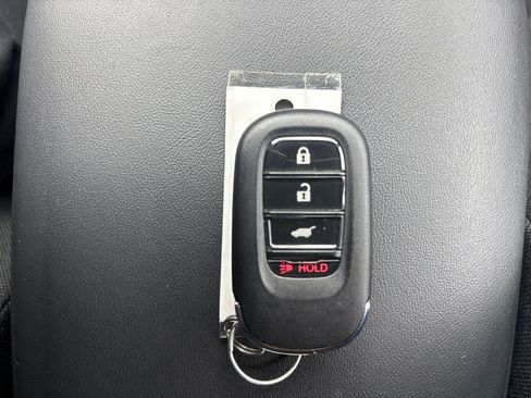 Certified 2026 Honda HR-V LX image 10