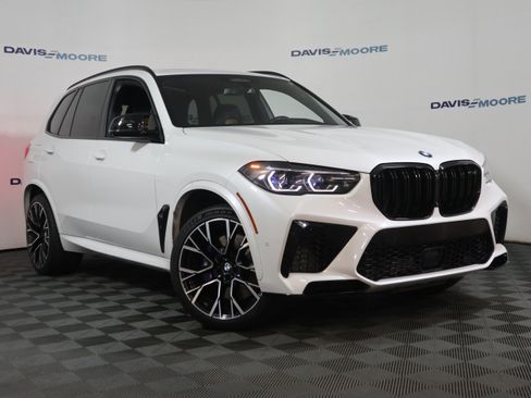 Used 2022 BMW X5 M w/ Competition Package 2 image 2