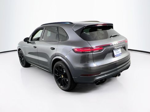 Used 2019 Porsche Cayenne Turbo AWD/4WD image 7