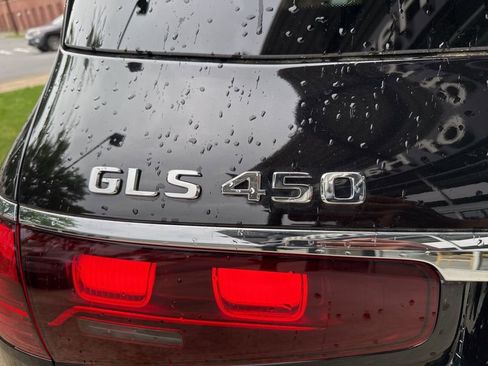 Certified 2025 Mercedes-Benz GLS 450 4MATIC image 27