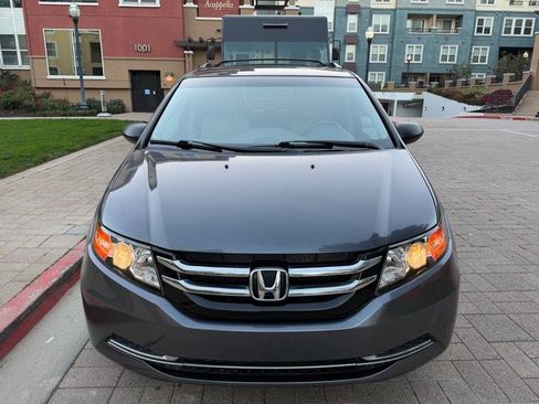 Used 2016 Honda Odyssey SE image 17