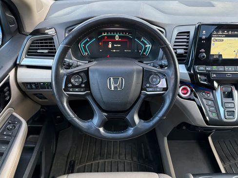 Used 2018 Honda Odyssey Elite image 16