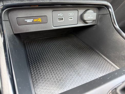 Used 2023 Honda CR-V EX image 16